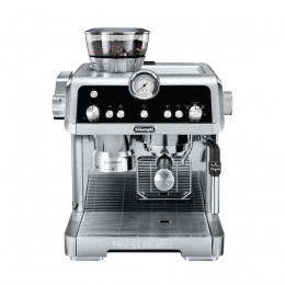 Robot café Specialista FEX 9335.M et 2 paquets de 250g de café en grains et 4 verres expresso Cafés Richard 5cl offerts